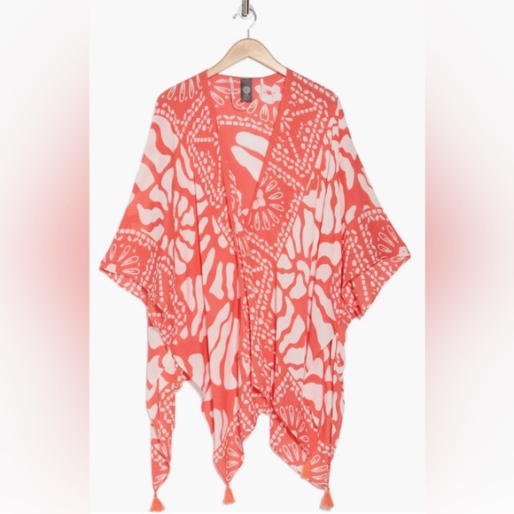 NEW! Vince Camuto Designer Coral and White Patterned Kimono OSFM - Picture 3 of 16